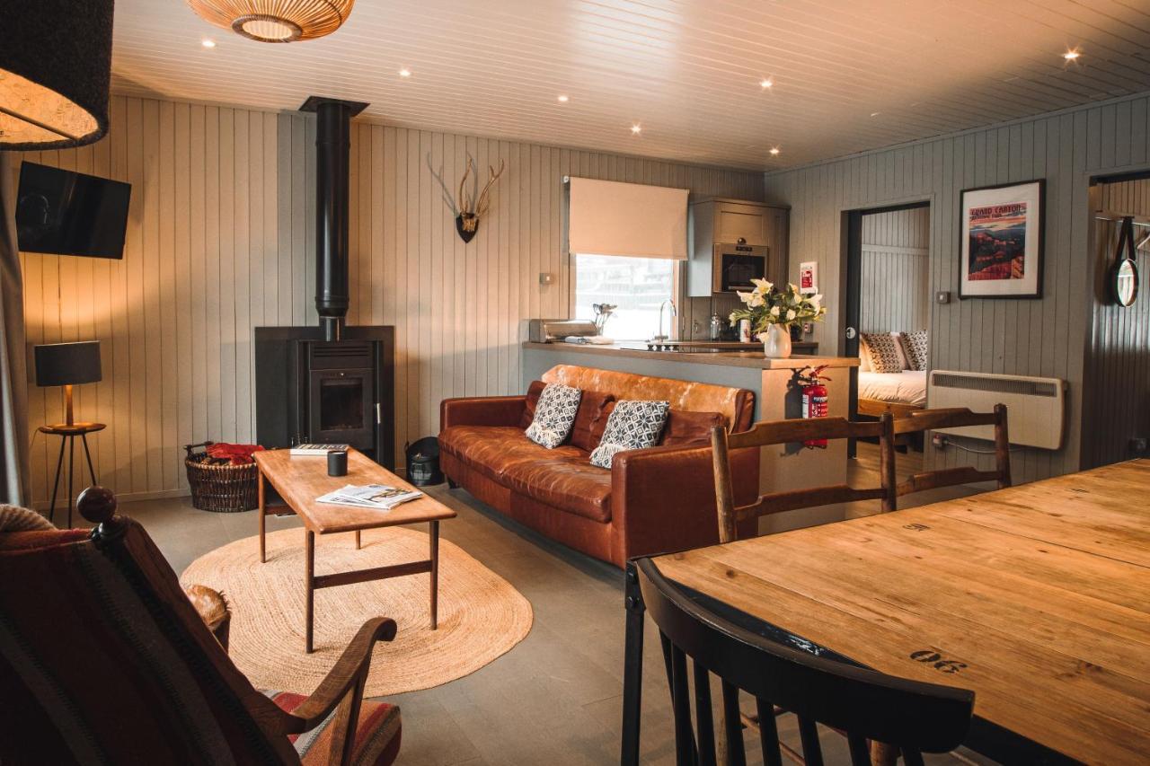 Hydro Self Catering